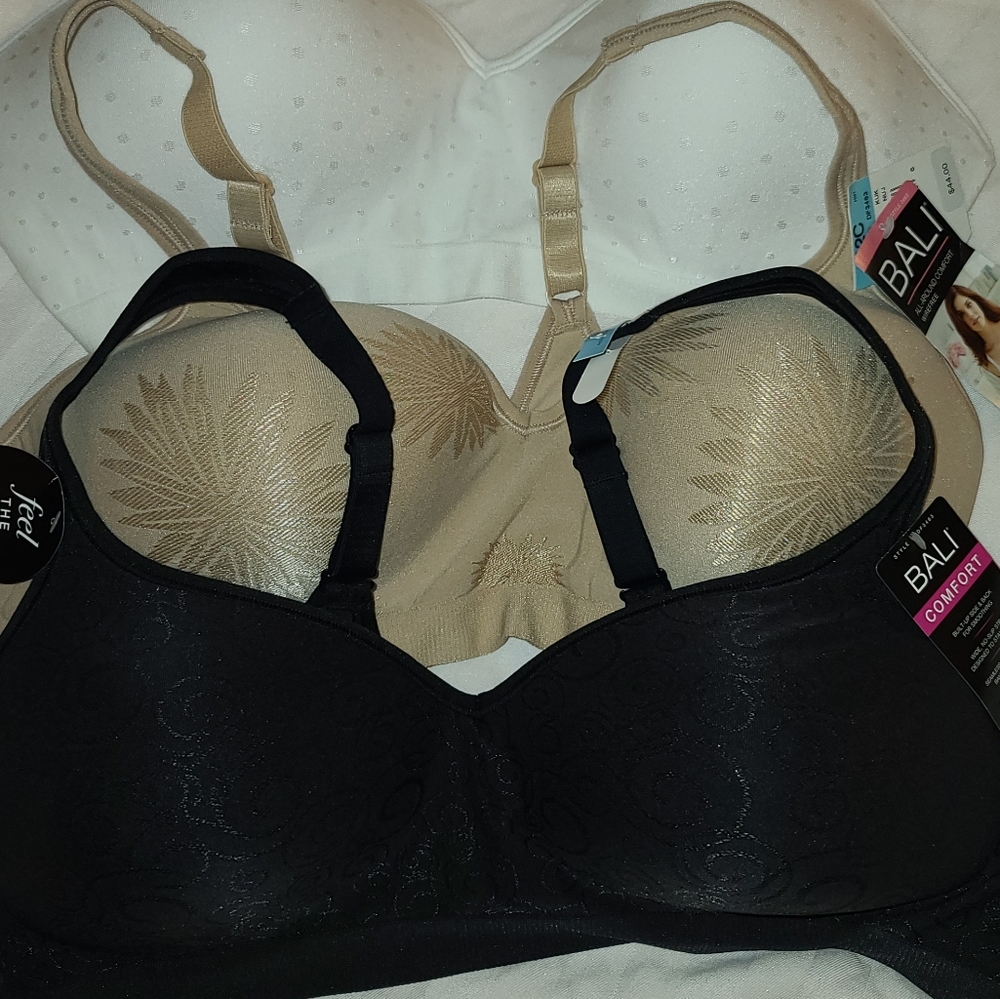 3 Bali Cool Comfort Bras 42C